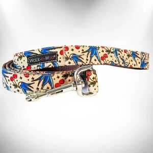 Walk-e-Woo Bird and Cherry Dog Leash NWT